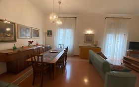 Home Toledo 355
